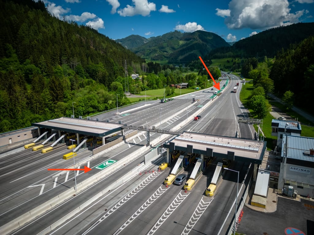 Bramki na autostradzie A9 w Austrii - punkt poboru opłat Gleinalm.